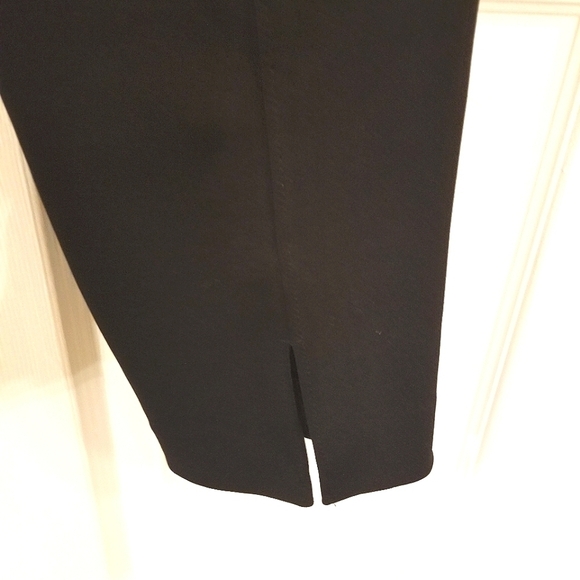 White House Black Market The Slim Crop Black Pants - Picture 3 of 5